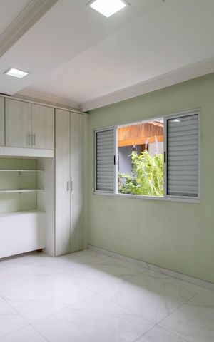 Casa à venda com 299m², 3 quartos e 4 vagas Casa à venda com 299m², 3 quartos e 4 vagasSuíte