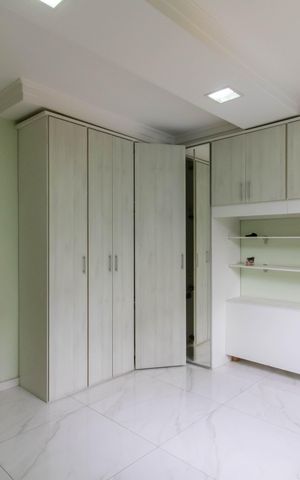 Casa à venda com 299m², 3 quartos e 4 vagas Casa à venda com 299m², 3 quartos e 4 vagasSuíte