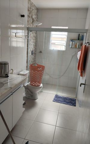 Casa à venda com 141m², 3 quartos e 2 vagasBanheiro 2