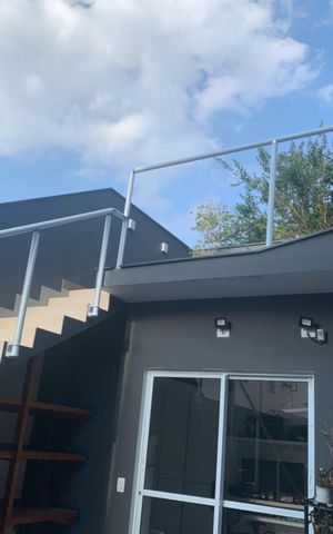 Casa à venda com 141m², 3 quartos e 2 vagasÁrea Externa