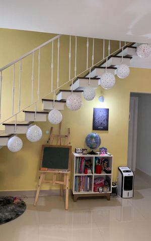 Casa à venda com 141m², 3 quartos e 2 vagasSala