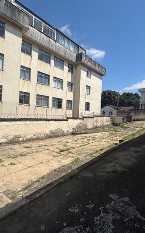 Casa à venda com 600m², 3 quartos e 5 vagas