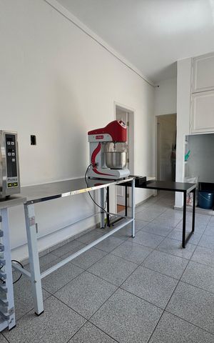 Casa à venda com 600m², 3 quartos e 5 vagas