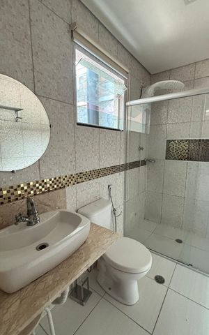 Casa à venda com 300m², 4 quartos e 5 vagasBanheiro da Suíte 1