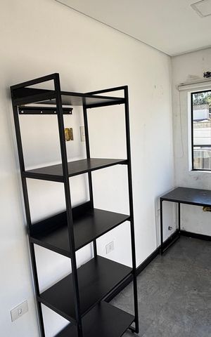Casa à venda com 300m², 4 quartos e 5 vagasEscritório