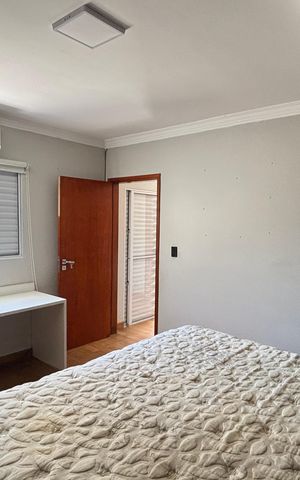 Casa à venda com 300m², 4 quartos e 5 vagasSuíte 1