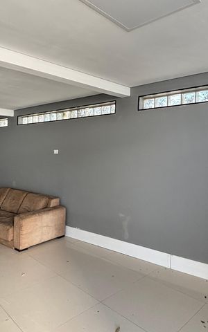 Casa à venda com 300m², 4 quartos e 5 vagasGaragem