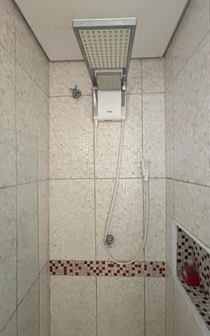 Casa à venda com 300m², 4 quartos e 5 vagasBanheiro