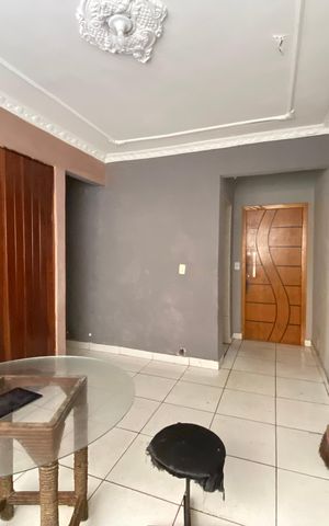 Apartamento à venda com 70m², 3 quartos e sem vaga Apartamento à venda com 70m², 3 quartos e sem vagaSala