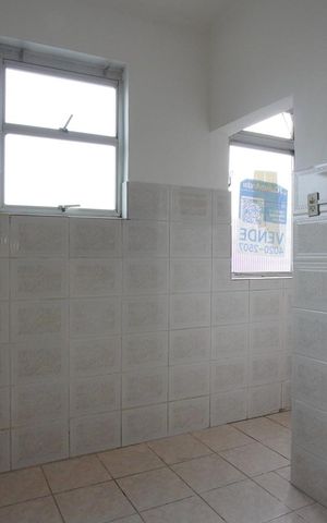 Apartamento à venda com 55m², 2 quartos e sem vagaCozinha