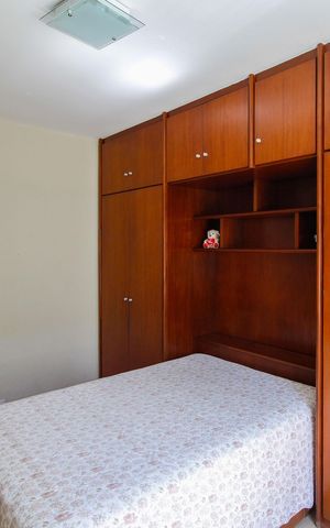 Casa à venda com 300m², 2 quartos e 2 vagas Casa à venda com 300m², 2 quartos e 2 vagasSuíte 2