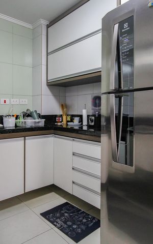Casa à venda com 300m², 2 quartos e 2 vagas Casa à venda com 300m², 2 quartos e 2 vagasCozinha
