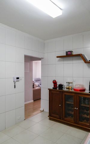 Casa à venda com 300m², 2 quartos e 2 vagas Casa à venda com 300m², 2 quartos e 2 vagasCopa