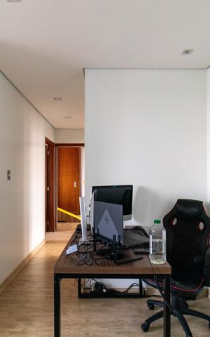 Apartamento à venda com 93m², 2 quartos e 1 vaga Apartamento à venda com 93m², 2 quartos e 1 vagaSala