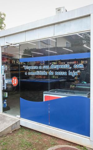 Casa de condomínio à venda com 127m², 3 quartos e 2 vagas Casa de condomínio à venda com 127m², 3 quartos e 2 vagasÁrea comum - Mercado