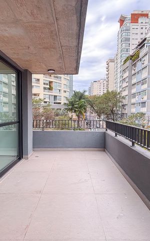 Apartamento à venda com 82m², 2 quartos e sem vaga Apartamento à venda com 82m², 2 quartos e sem vagaVaranda