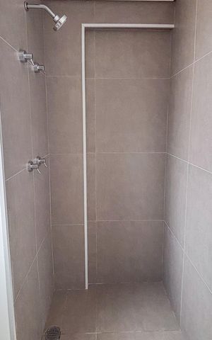 Apartamento à venda com 82m², 2 quartos e sem vaga Apartamento à venda com 82m², 2 quartos e sem vagaBanheiro Social
