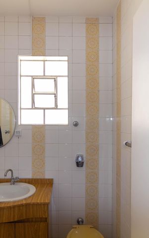 Casa à venda com 125m², 5 quartos e 2 vagas Casa à venda com 125m², 5 quartos e 2 vagasBanheiro 4 Casa 1
