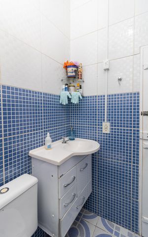 Casa à venda com 138m², 1 quarto e 1 vaga Casa à venda com 138m², 1 quarto e 1 vagaBanheiro