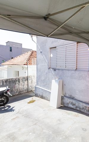 Casa à venda com 138m², 1 quarto e 1 vaga Casa à venda com 138m², 1 quarto e 1 vagaGaragem