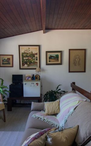 Casa de condomínio à venda com 191m², 4 quartos e 3 vagas Casa de condomínio à venda com 191m², 4 quartos e 3 vagasSala 2