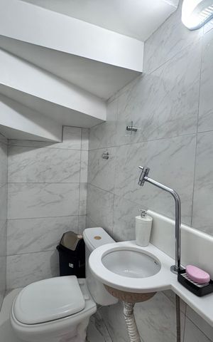 Casa de condomínio para alugar com 400m², 5 quartos e 2 vagas Casa de condomínio para alugar com 400m², 5 quartos e 2 vagasLavabo
