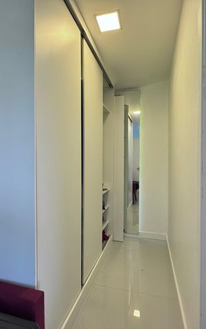 Casa de condomínio para alugar com 400m², 5 quartos e 2 vagas Casa de condomínio para alugar com 400m², 5 quartos e 2 vagasSuite 2 - Closet