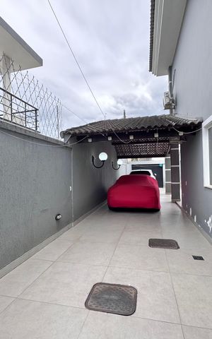 Casa de condomínio para alugar com 400m², 5 quartos e 2 vagas Casa de condomínio para alugar com 400m², 5 quartos e 2 vagasÁrea externa