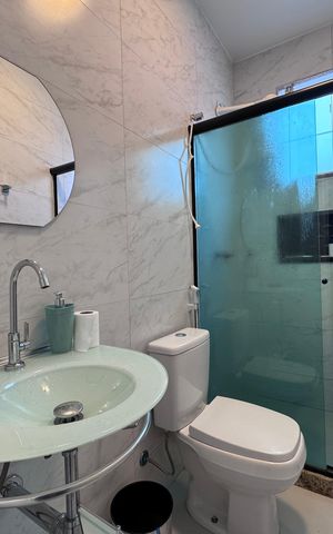 Casa de condomínio para alugar com 400m², 5 quartos e 2 vagas Casa de condomínio para alugar com 400m², 5 quartos e 2 vagasBanheiro Social
