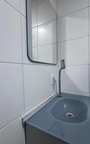 Casa de condomínio para alugar com 400m², 5 quartos e 2 vagas Casa de condomínio para alugar com 400m², 5 quartos e 2 vagasBanheiro da Suíte 4