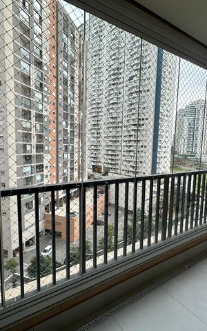 Apartamento para alugar com 110m², 3 quartos e 2 vagas Apartamento para alugar com 110m², 3 quartos e 2 vagasVaranda