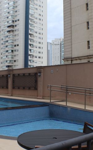 Apartamento para alugar com 110m², 3 quartos e 2 vagas Apartamento para alugar com 110m², 3 quartos e 2 vagasÁrea comum - Piscina
