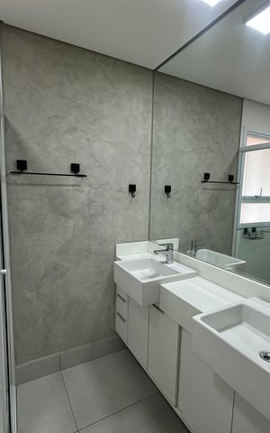 Apartamento para alugar com 110m², 3 quartos e 2 vagas Apartamento para alugar com 110m², 3 quartos e 2 vagasBanheiro da Suíte 1