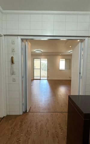 Apartamento à venda com 105m², 3 quartos e 2 vagas Apartamento à venda com 105m², 3 quartos e 2 vagasCozinha