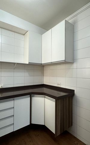 Apartamento à venda com 105m², 3 quartos e 2 vagas Apartamento à venda com 105m², 3 quartos e 2 vagasCozinha