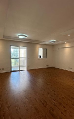 Apartamento à venda com 105m², 3 quartos e 2 vagas Apartamento à venda com 105m², 3 quartos e 2 vagasSala