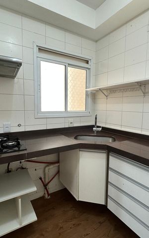 Apartamento à venda com 105m², 3 quartos e 2 vagas Apartamento à venda com 105m², 3 quartos e 2 vagasCozinha