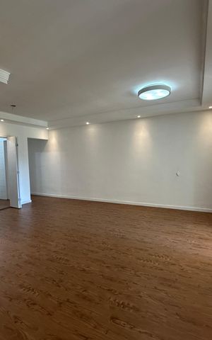 Apartamento à venda com 105m², 3 quartos e 2 vagas Apartamento à venda com 105m², 3 quartos e 2 vagasSala