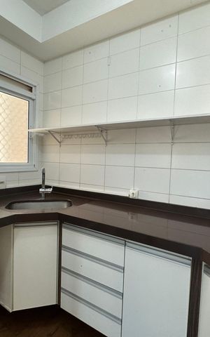 Apartamento à venda com 105m², 3 quartos e 2 vagas Apartamento à venda com 105m², 3 quartos e 2 vagasCozinha