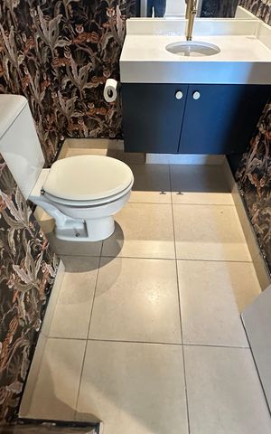 Apartamento à venda com 105m², 3 quartos e 2 vagas Apartamento à venda com 105m², 3 quartos e 2 vagasLavabo
