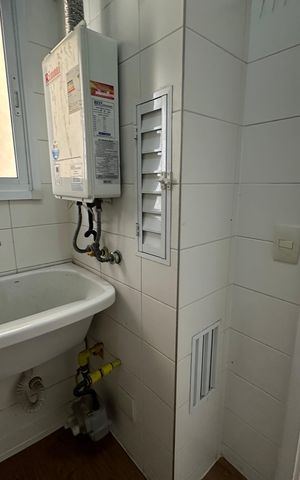 Apartamento à venda com 105m², 3 quartos e 2 vagas Apartamento à venda com 105m², 3 quartos e 2 vagasÁrea de Serviço