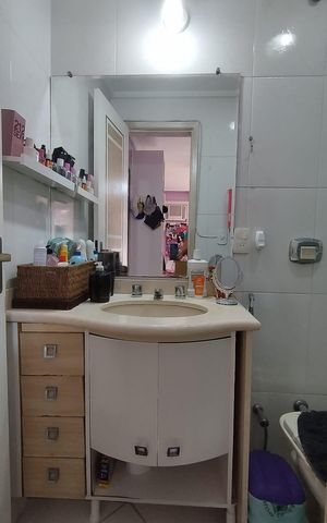 Casa de condomínio à venda com 172m², 3 quartos e 2 vagas Casa de condomínio à venda com 172m², 3 quartos e 2 vagasBanheiro da Suíte 2