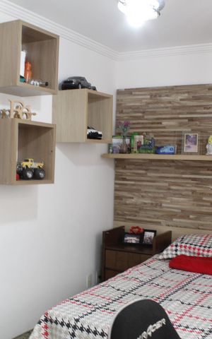 Casa de condomínio à venda com 172m², 3 quartos e 2 vagasSuíte 3