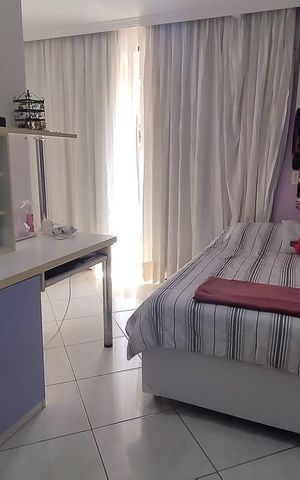 Casa de condomínio à venda com 172m², 3 quartos e 2 vagas Casa de condomínio à venda com 172m², 3 quartos e 2 vagasSuíte 2
