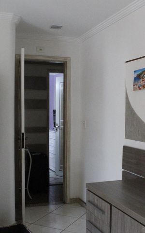 Casa de condomínio à venda com 172m², 3 quartos e 2 vagasSuíte 1