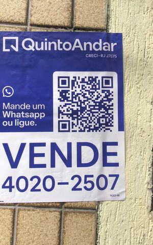 Casa de condomínio à venda com 172m², 3 quartos e 2 vagas Casa de condomínio à venda com 172m², 3 quartos e 2 vagasPlaca instalada