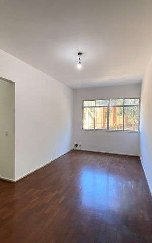 Apartamento à venda com 75m², 3 quartos e 1 vaga Apartamento à venda com 75m², 3 quartos e 1 vagaSala