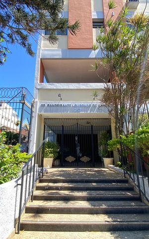 Apartamento à venda com 75m², 3 quartos e 1 vaga Apartamento à venda com 75m², 3 quartos e 1 vagaFachada
