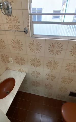 Apartamento à venda com 75m², 3 quartos e 1 vaga Apartamento à venda com 75m², 3 quartos e 1 vagaBanheiro da Suíte