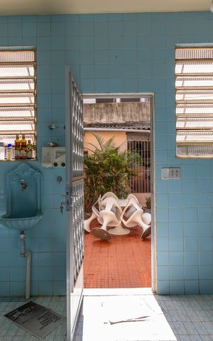 Casa à venda com 267m², 5 quartos e 1 vaga Casa à venda com 267m², 5 quartos e 1 vagaCozinha